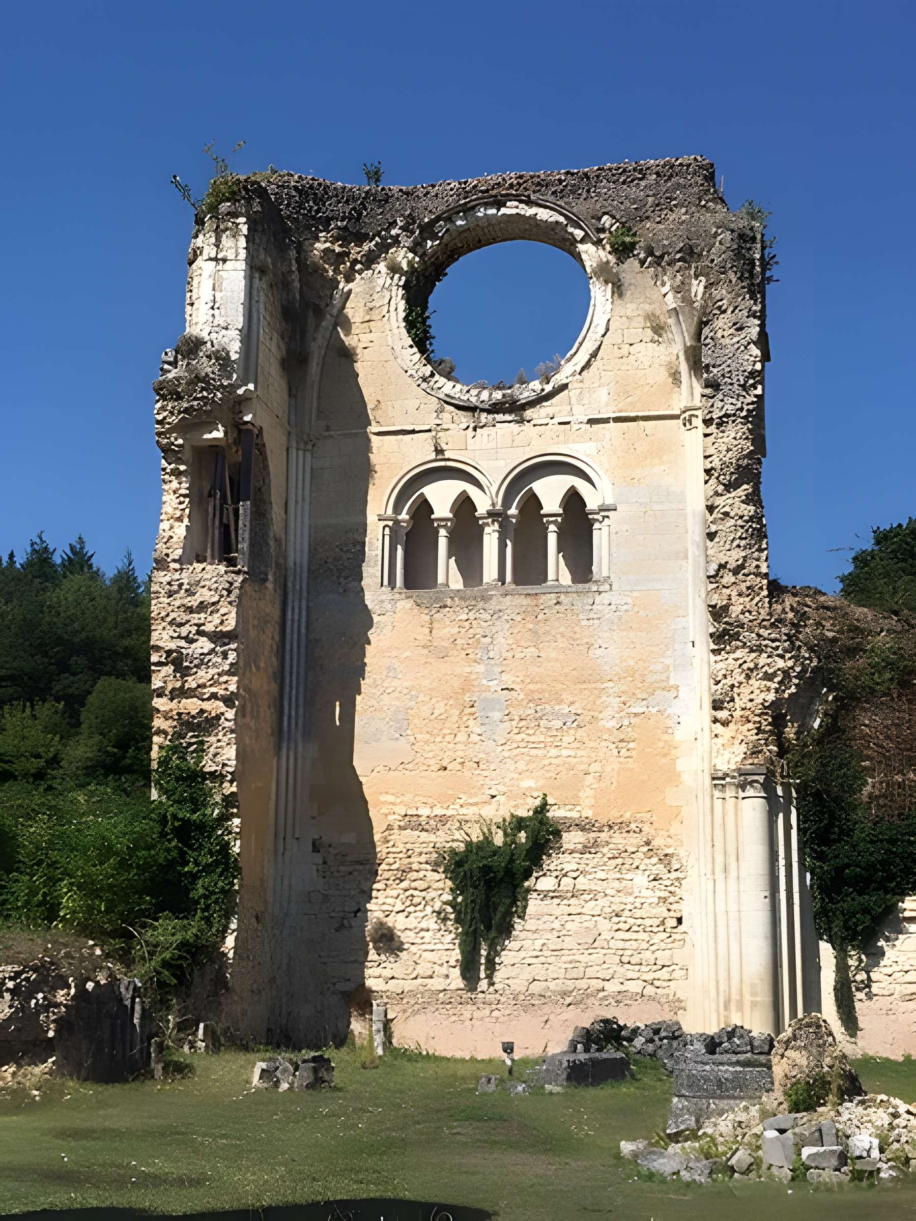 Abbaye de Mortemer