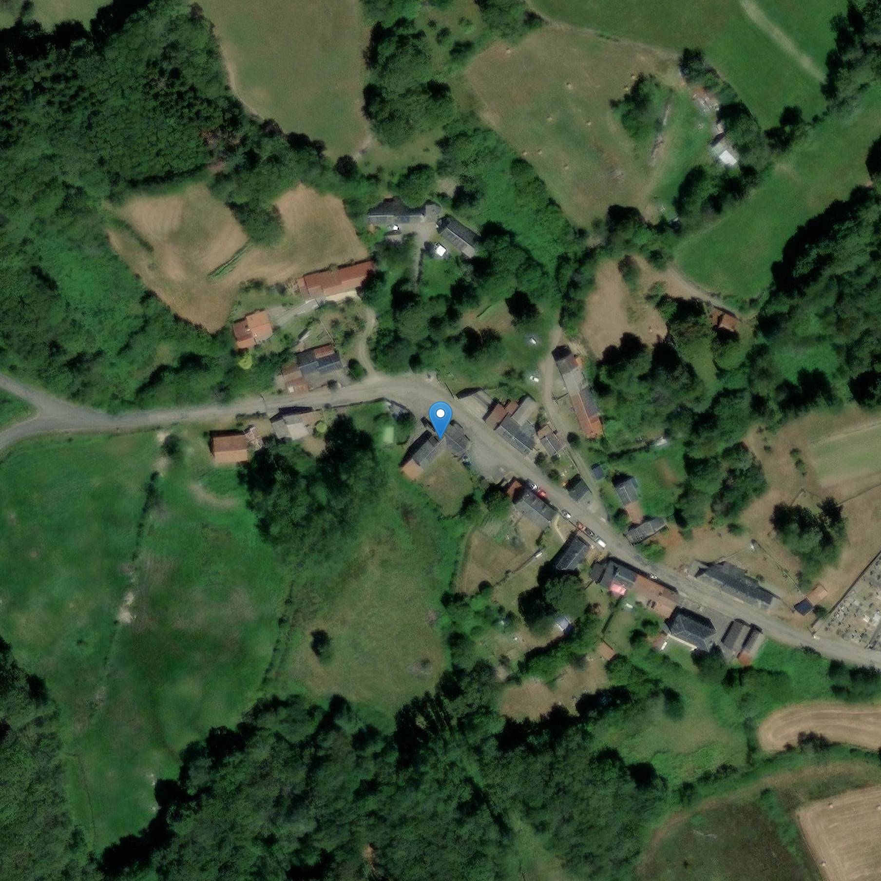 Photo de Saint Pierre and Saint Paul de Lépinas Church