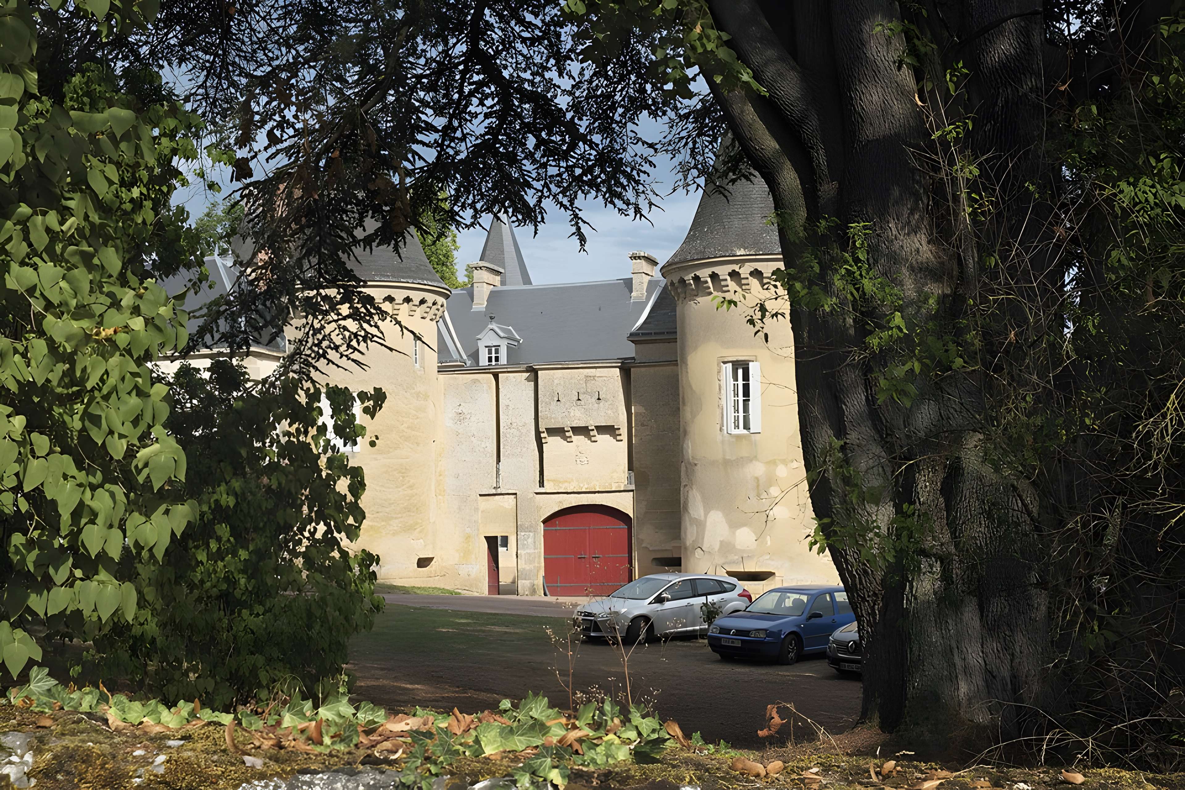 Château de Dracy-lès-Couches