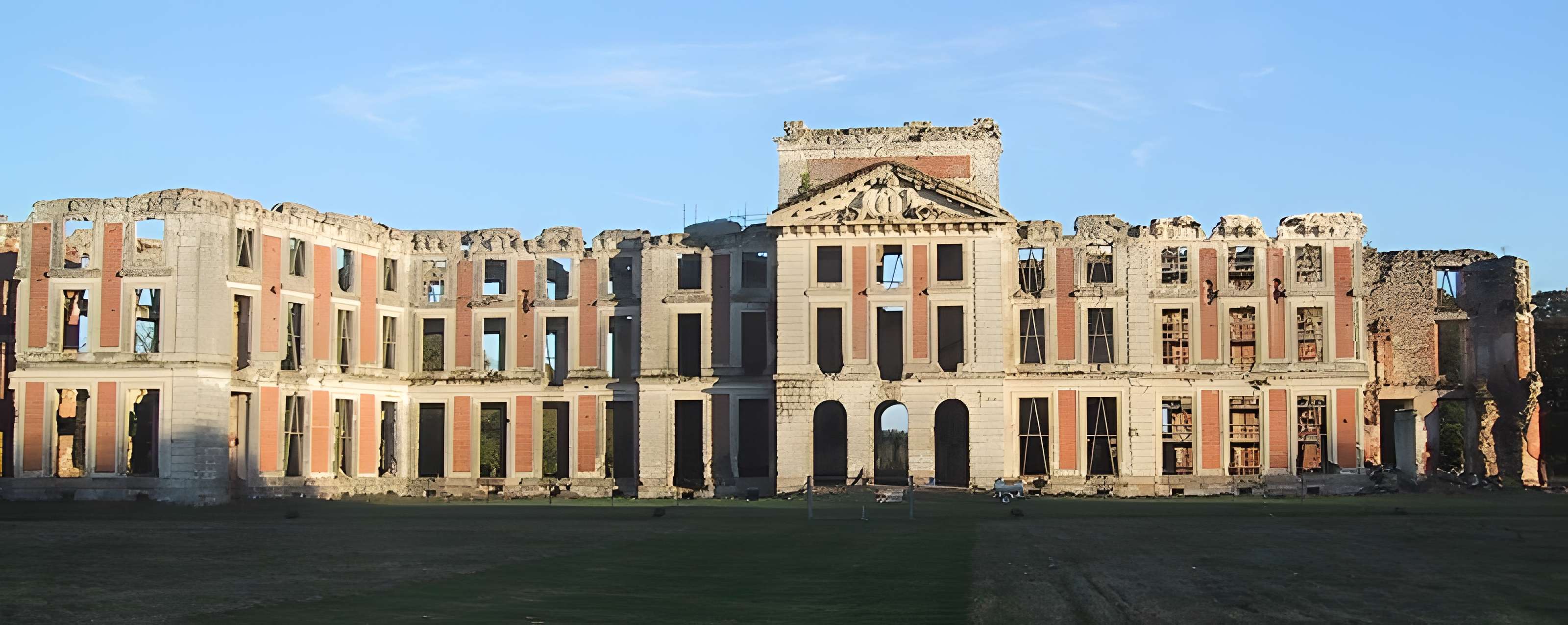 Château de la Ferté-Vidame