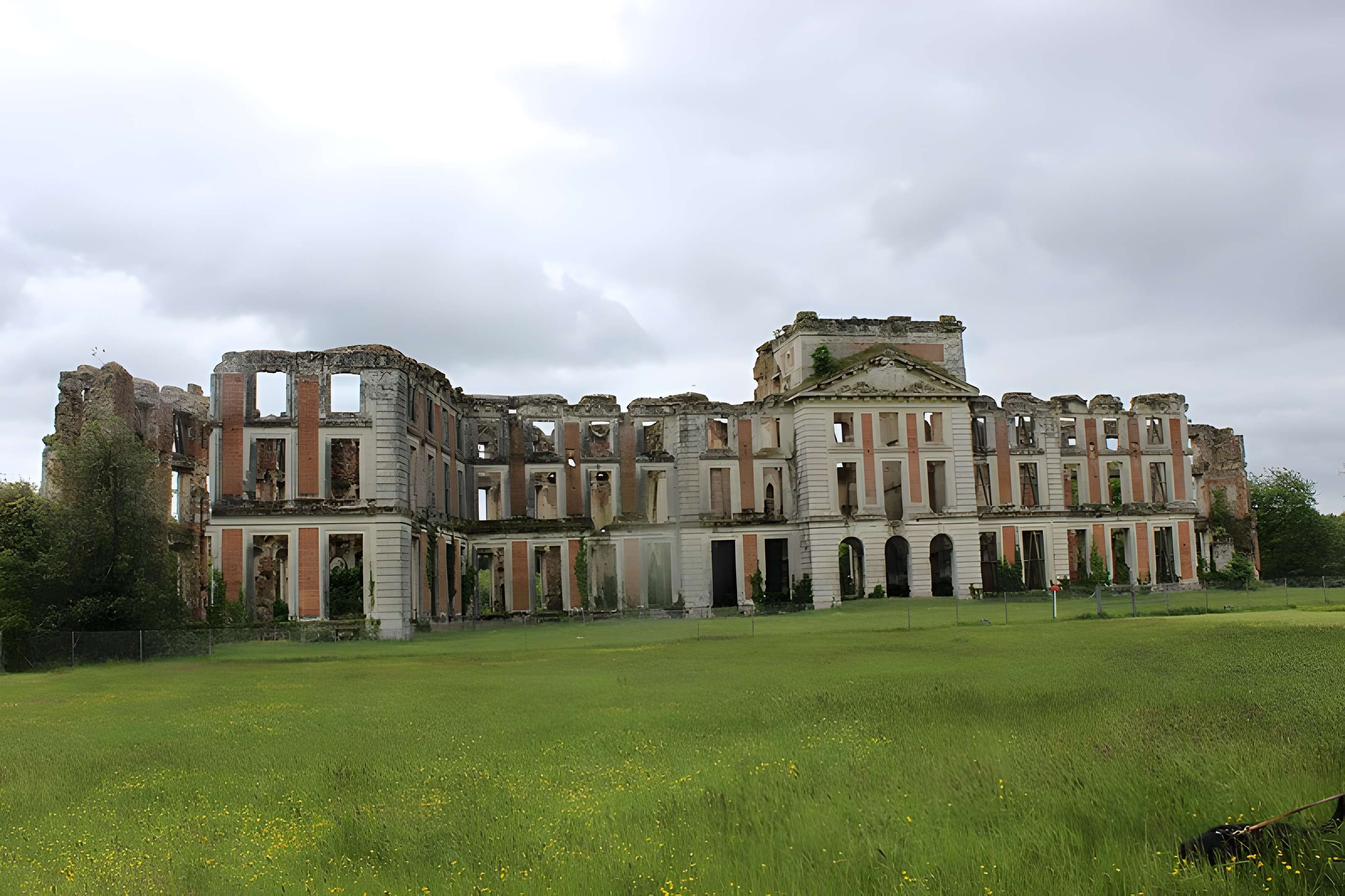 Château de la Ferté-Vidame