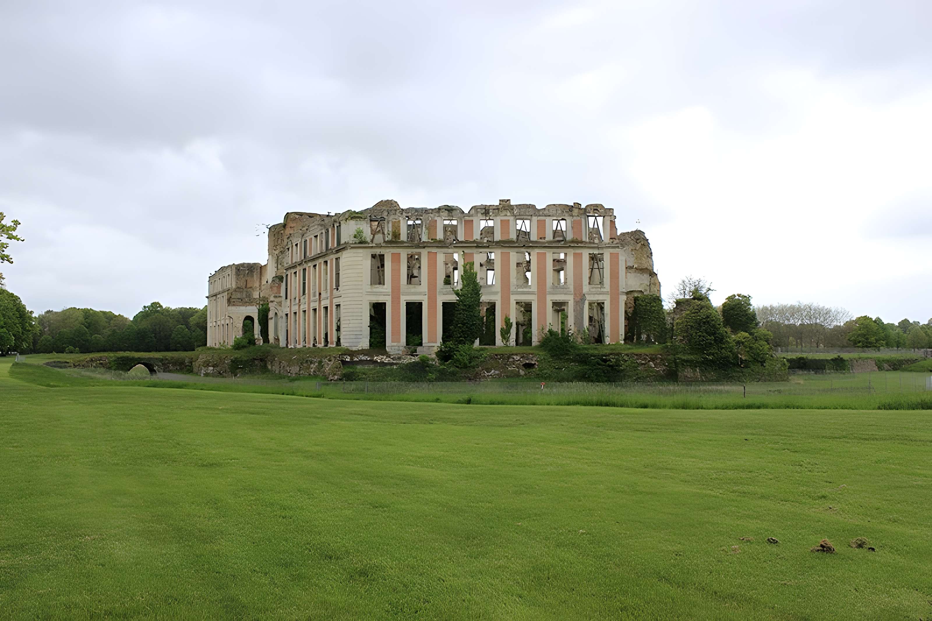 Château de la Ferté-Vidame