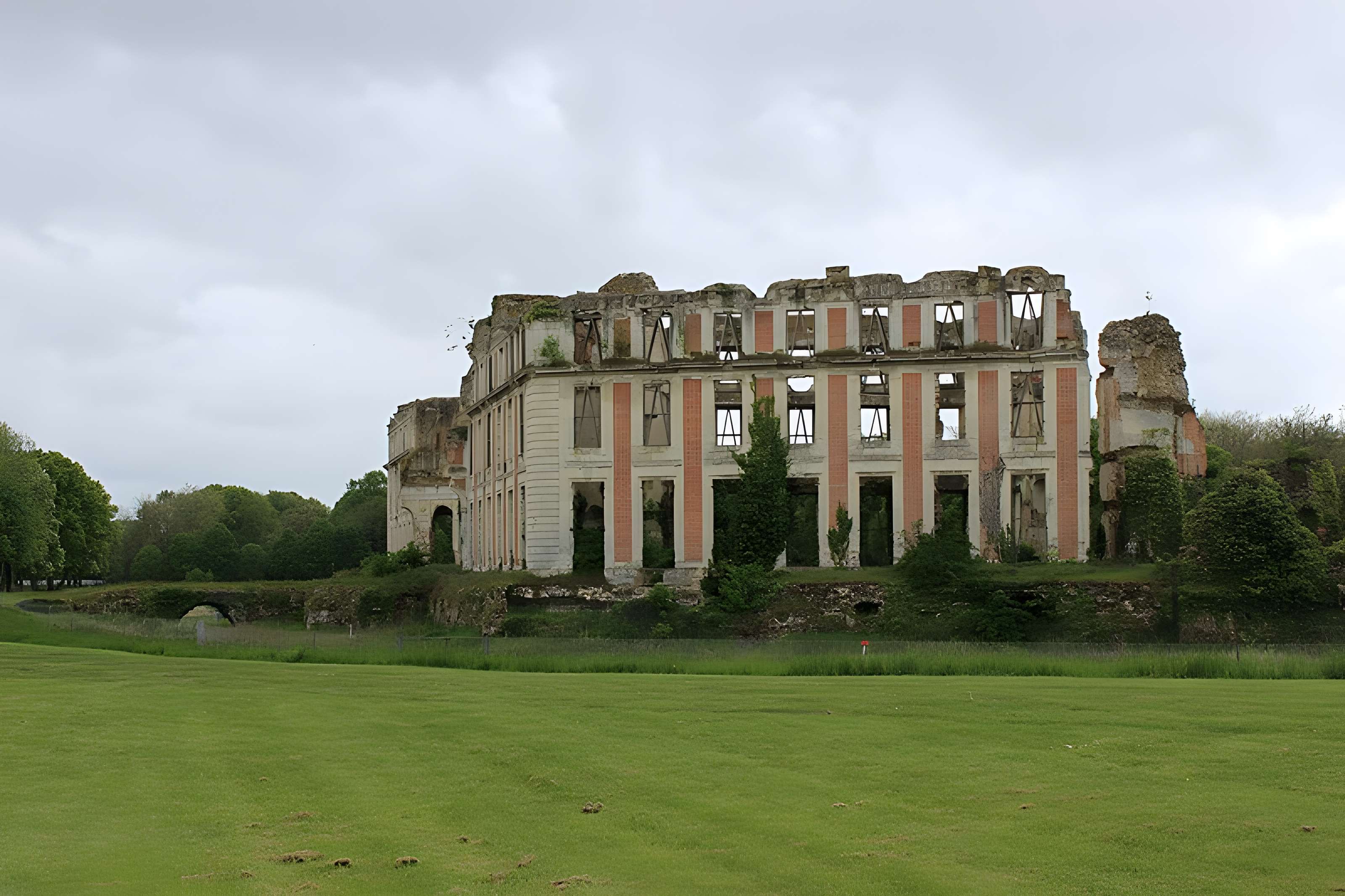 Château de la Ferté-Vidame