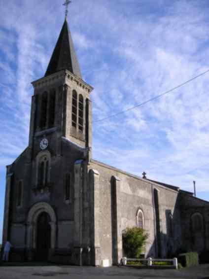 Photo de Église Saint-Maurice d'Étusson