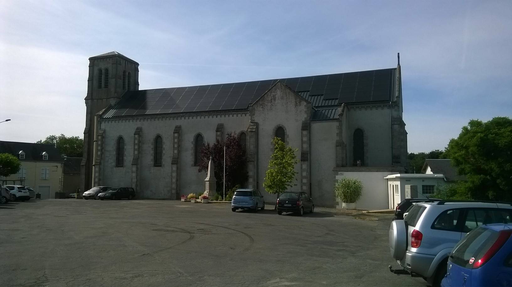 Photo de Neuvy-Bouinの聖母教会