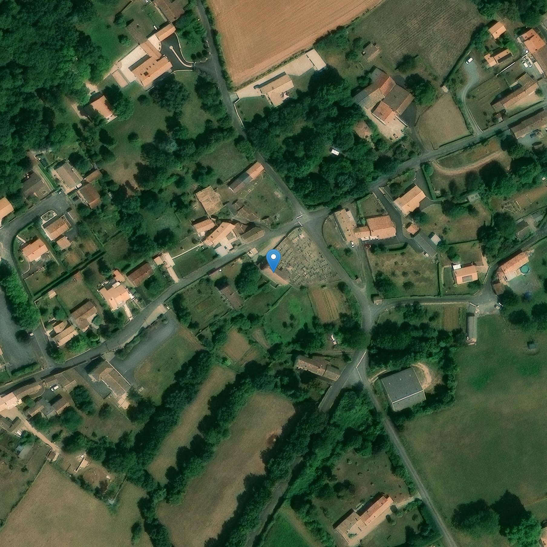 Photo de Saint-Macou de Pouffonds Kirche