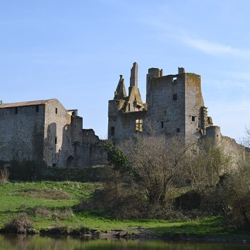 chateau de glenay