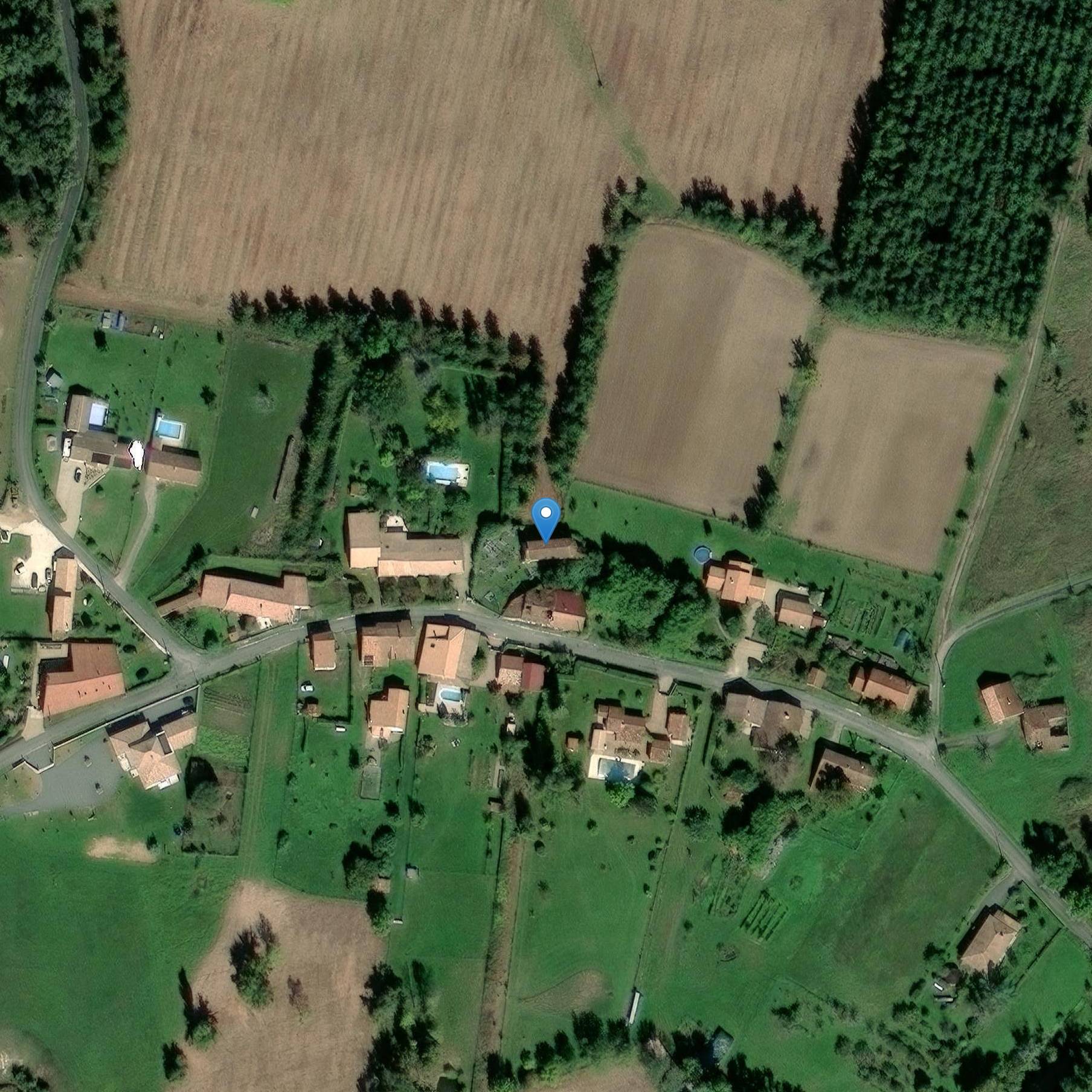 Photo de 聖ピエールと聖パウロ・デ・レパルン教会