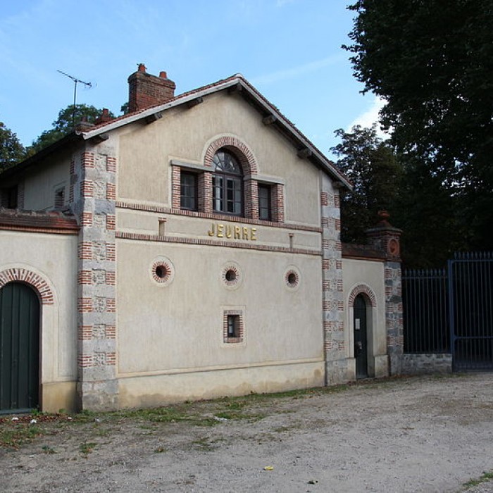 Photo de Château de Jeurre et ses fabriques