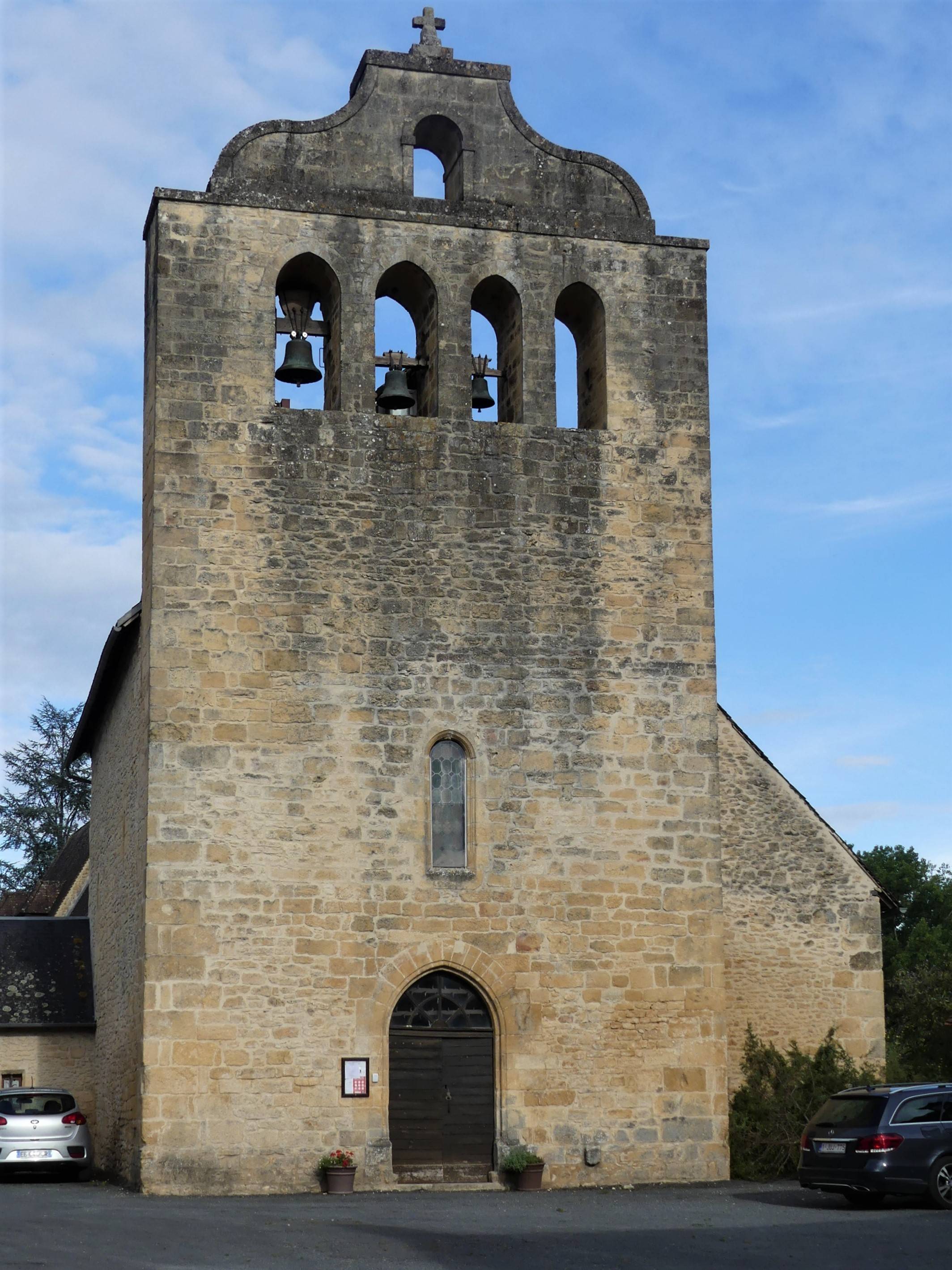 Photo de Saint-Pierre-ès-Liens Church of Thonac