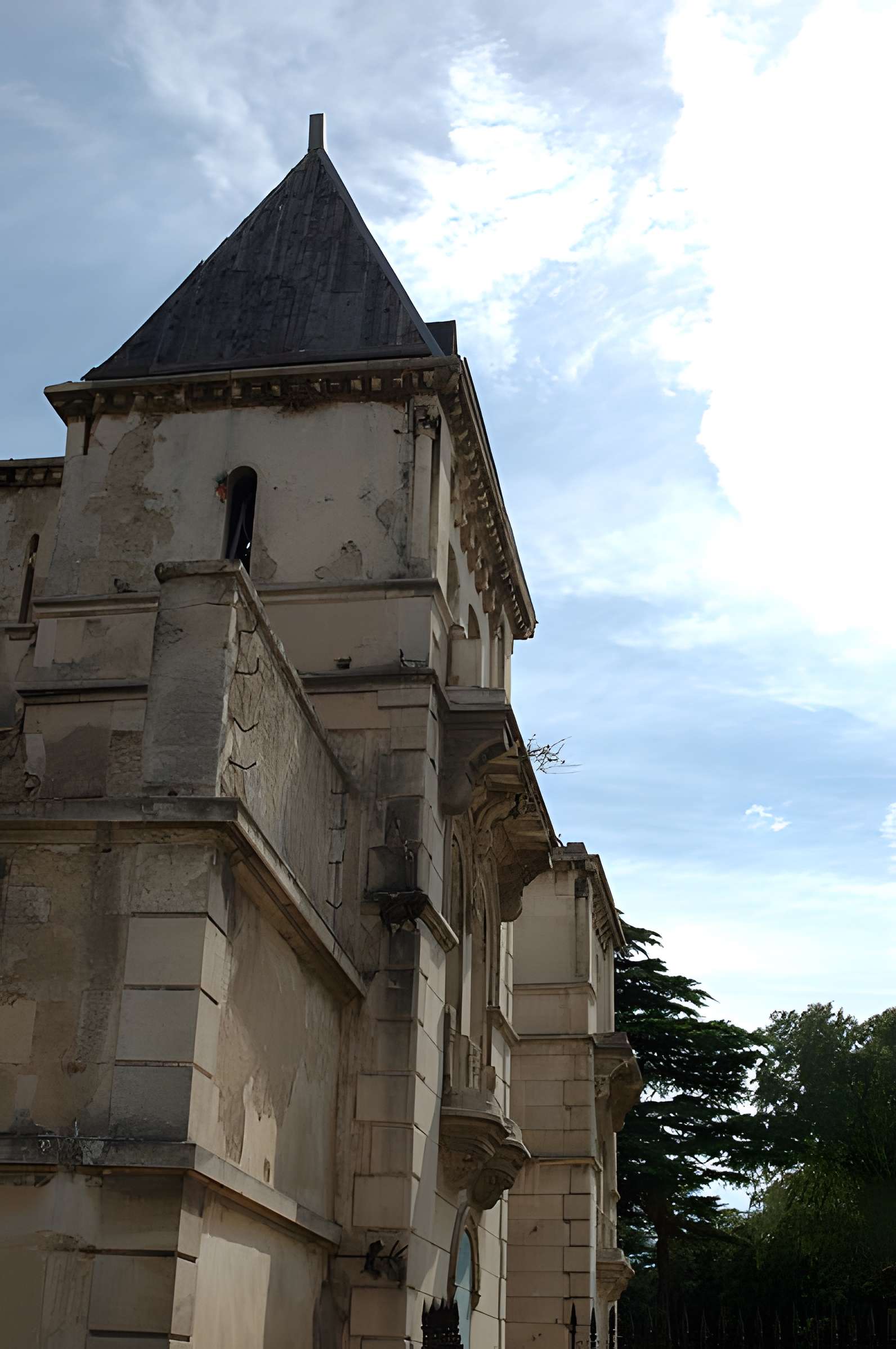 Château de la Buzine : Musée du cinéma méditerranéen
