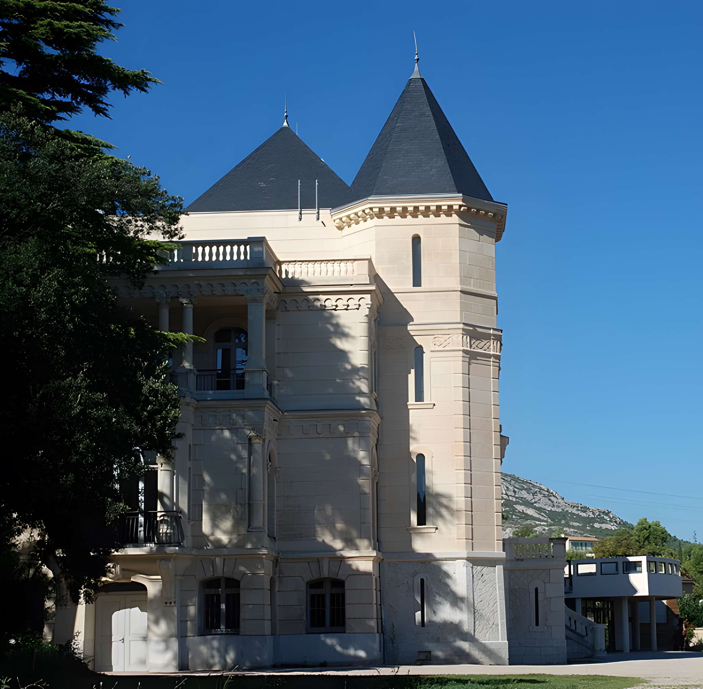 Château de la Buzine : Musée du cinéma méditerranéen