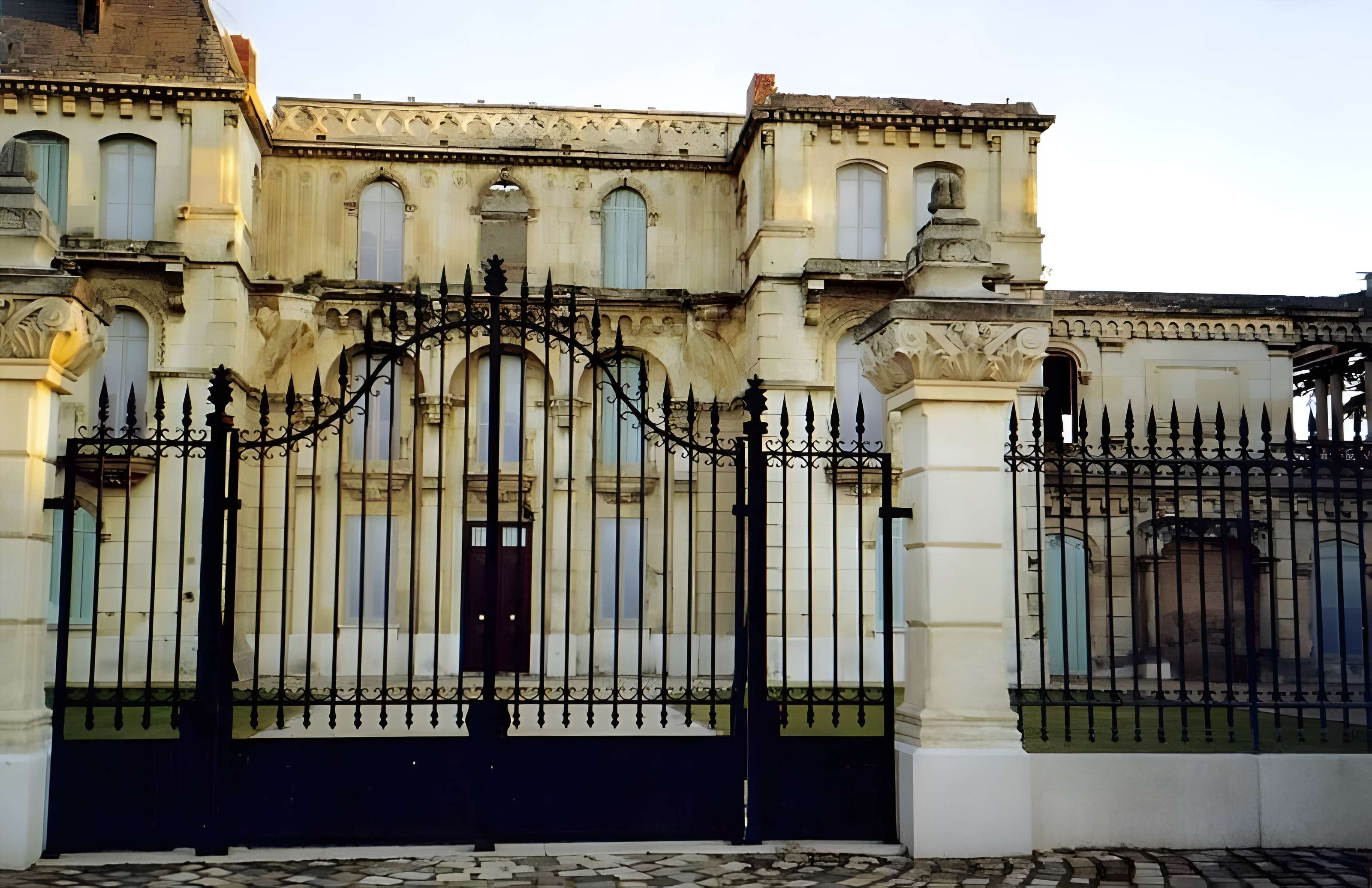 Château de la Buzine : Musée du cinéma méditerranéen