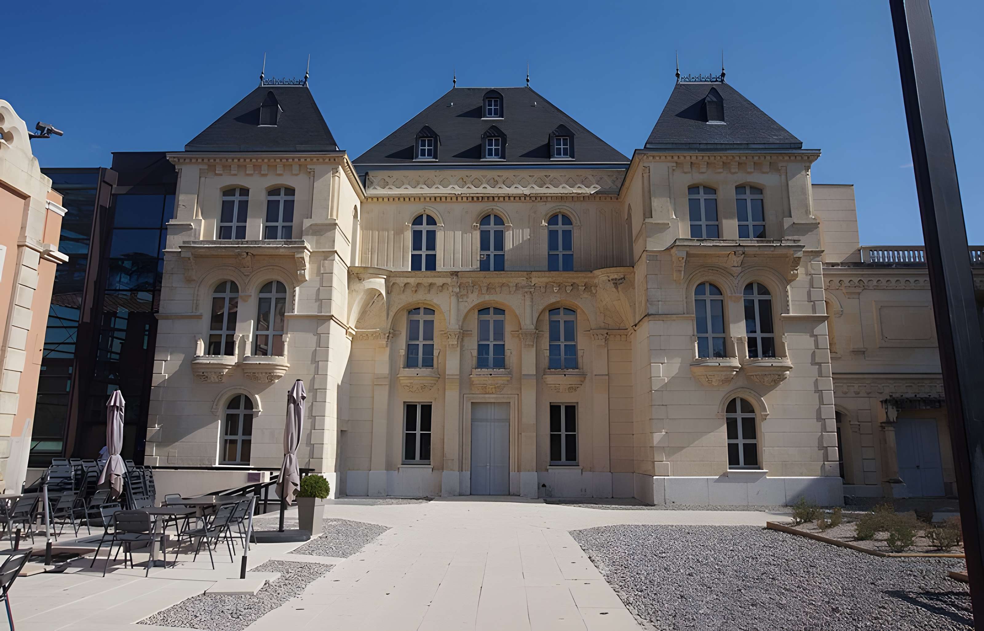 Château de la Buzine : Musée du cinéma méditerranéen