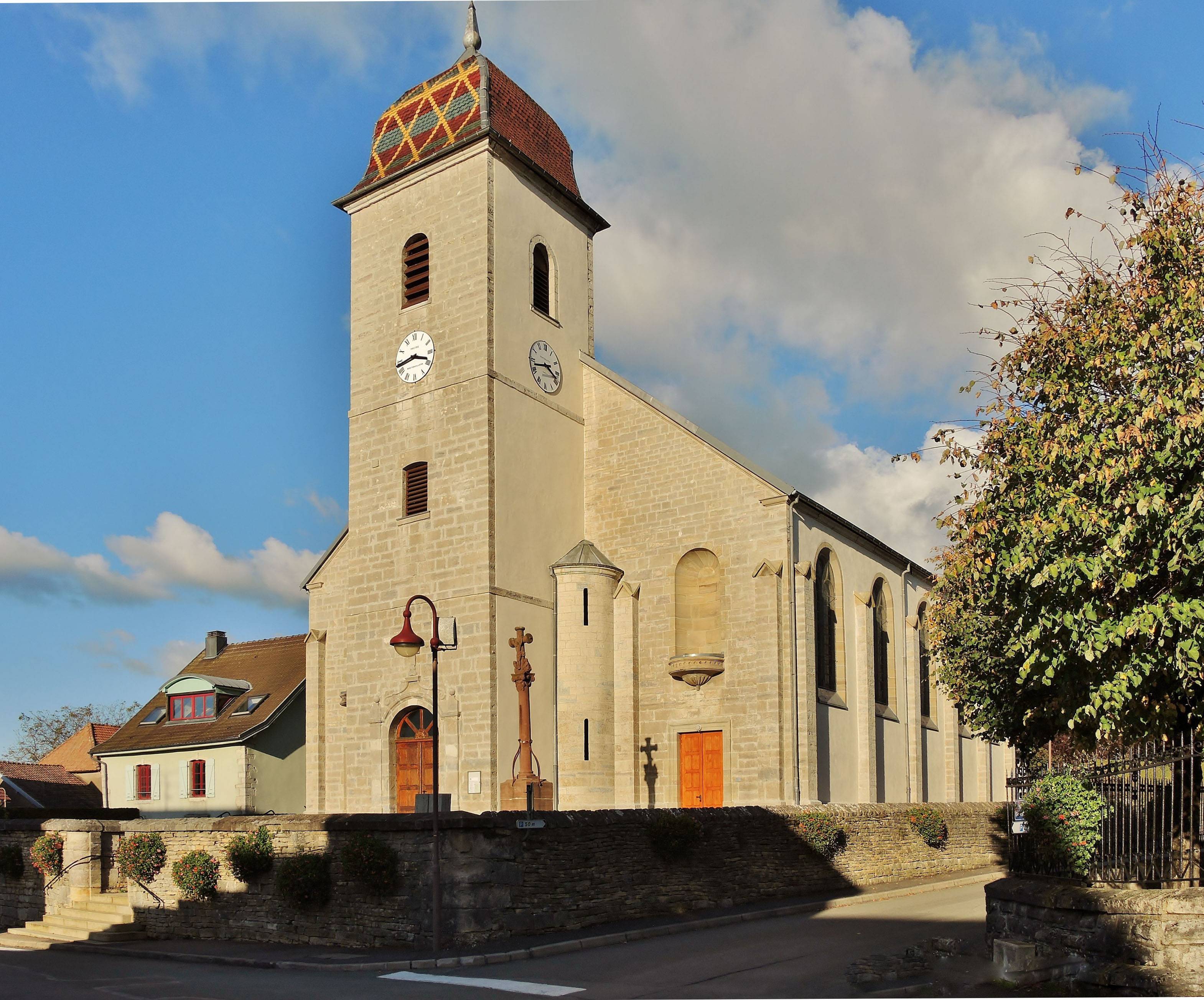 Photo de Saint-Privat Kirche von Arcey