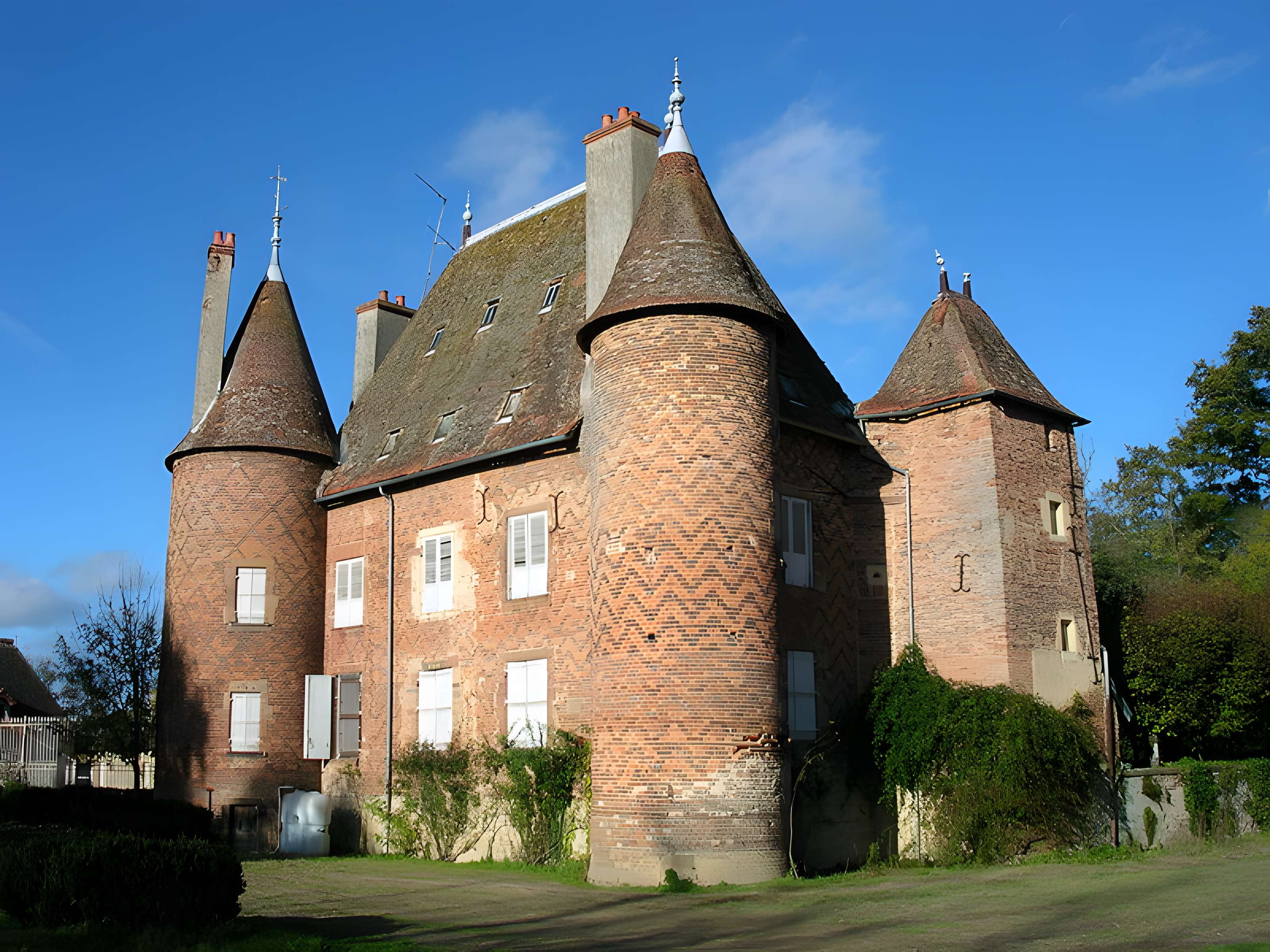 Château de la Cour-en-Chapeau