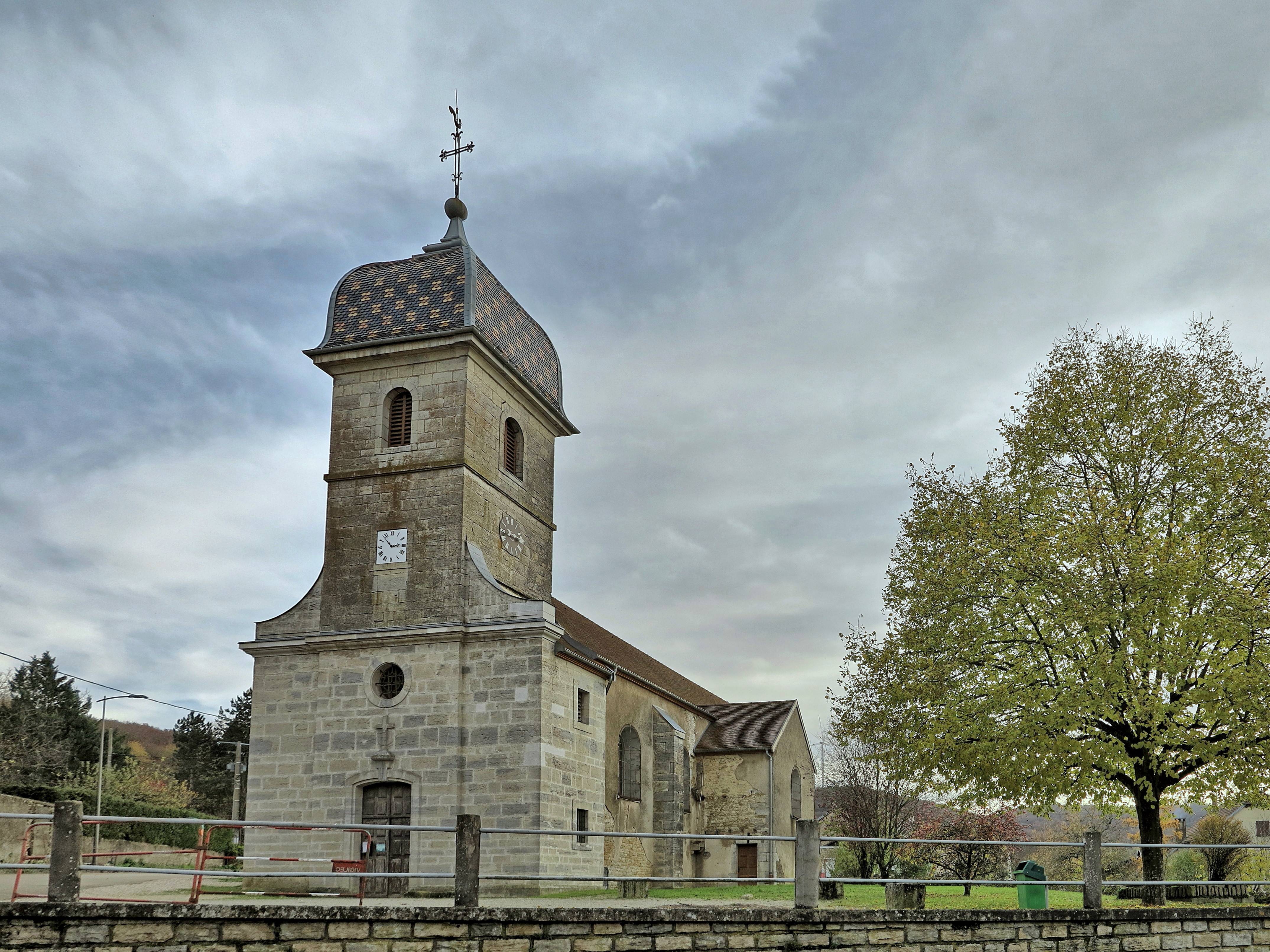 Photo de Église Saints-Pierre-et-Paul de La Tour-de-Sçay, クロアチア