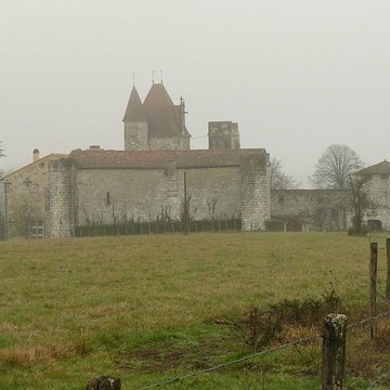 chateau de la leotardie