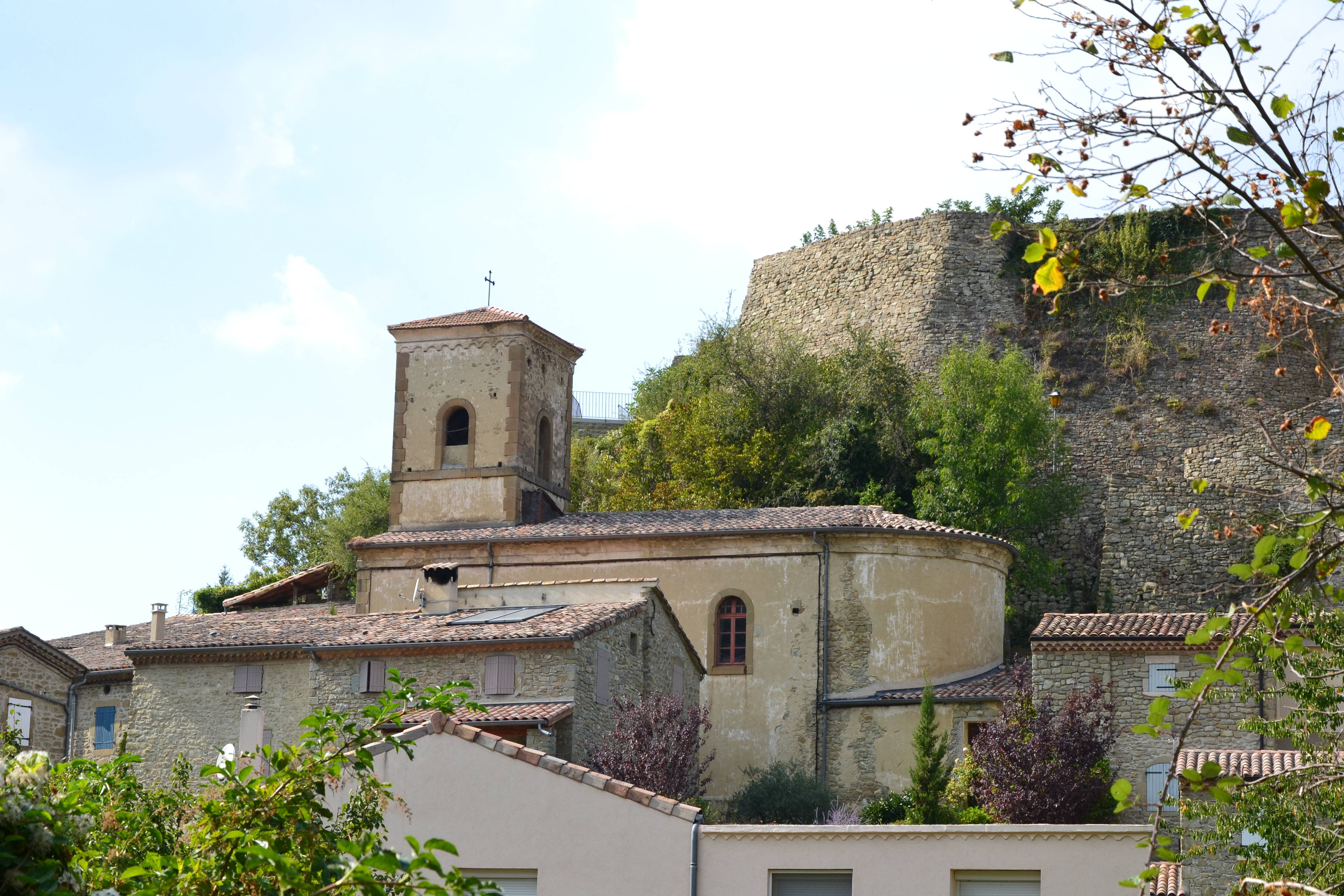 Photo de Ancienne église Sainte-Foy du Poët-Célard