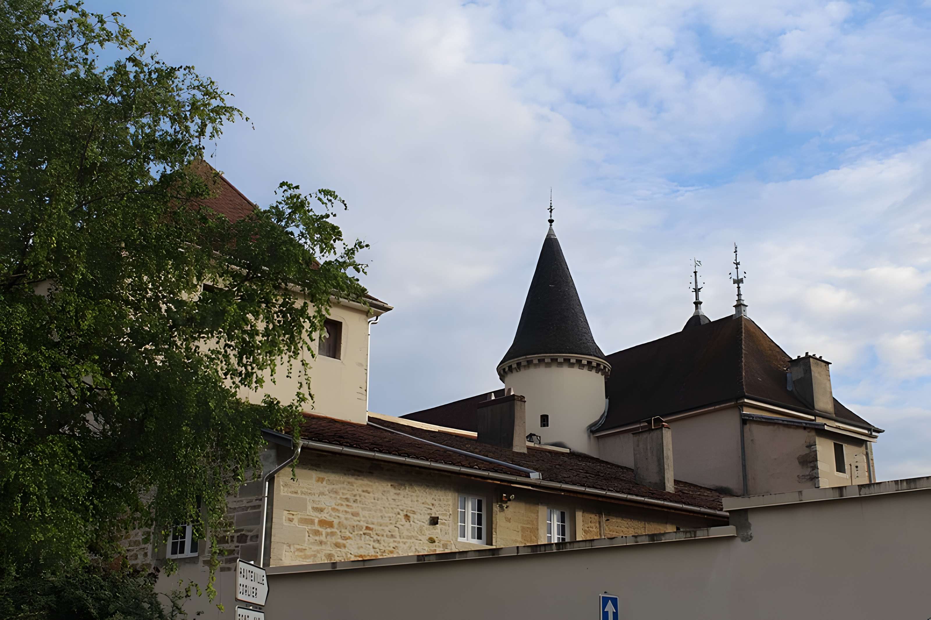 Château de la Tour-des-Échelles