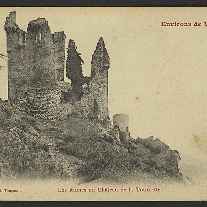 Photo de Château de La Tourette à Vernoux-en-Vivarais