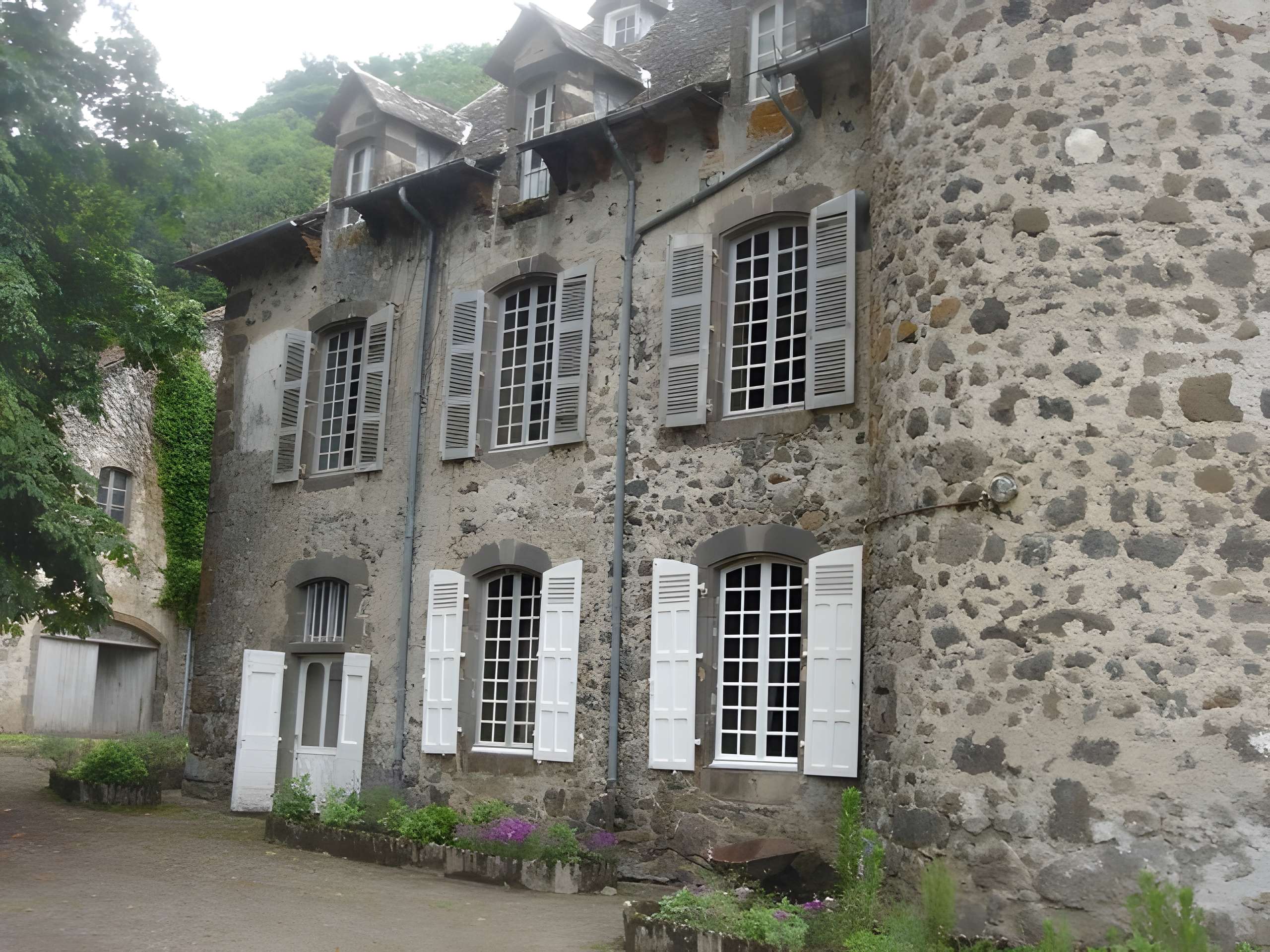 Château de Lalaubie 