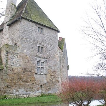 Château de Lally