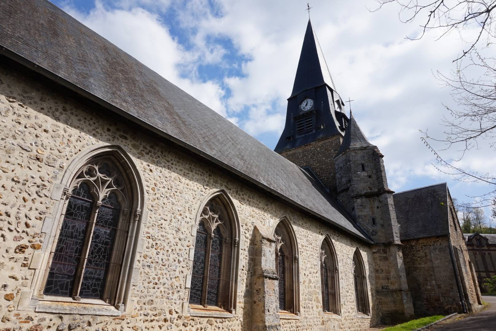 Photo de 圣克罗伊德克梅尔教堂