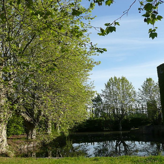 Photo de Château de Lascours à Laudun-lArdoise