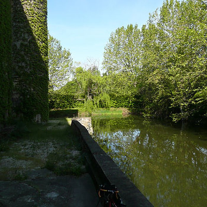 Photo de Château de Lascours à Laudun-lArdoise