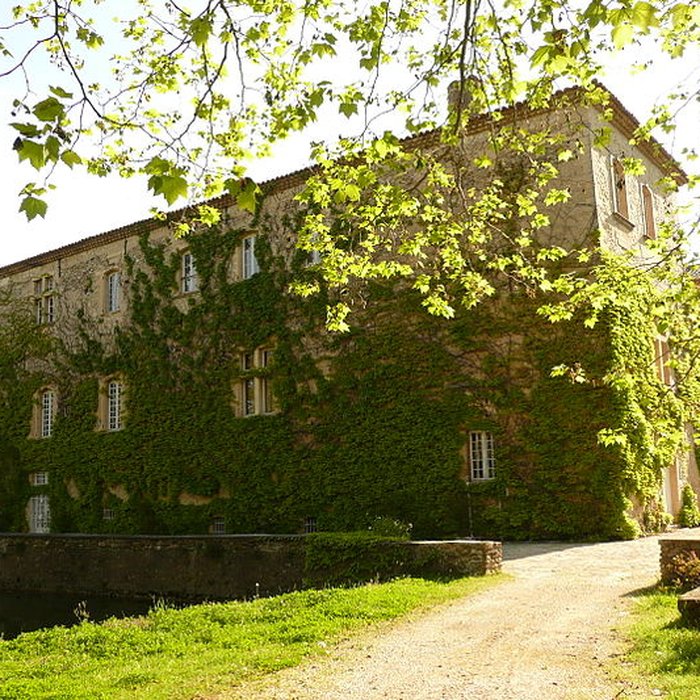 Photo de Château de Lascours à Laudun-lArdoise
