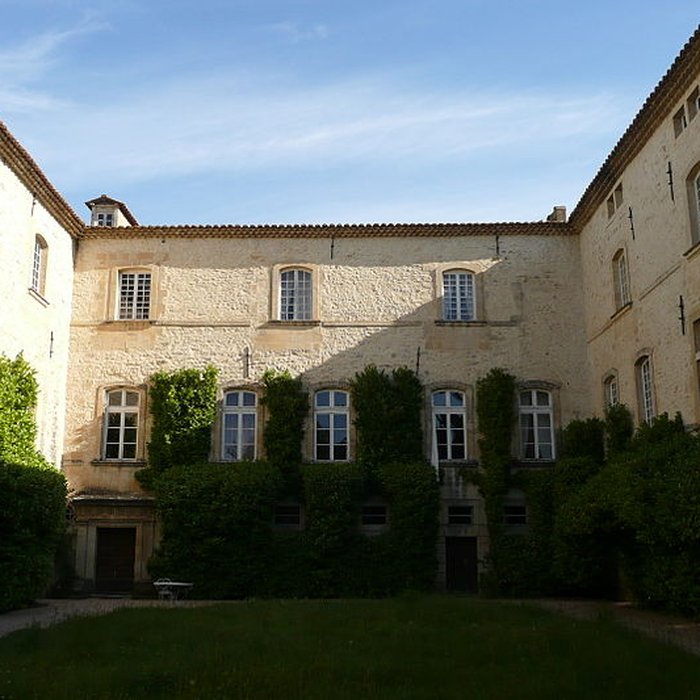 Photo de Château de Lascours à Laudun-lArdoise