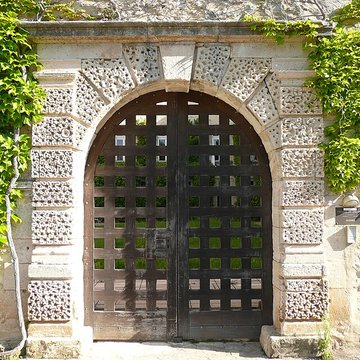 Château de Lascours à Laudun-lArdoise