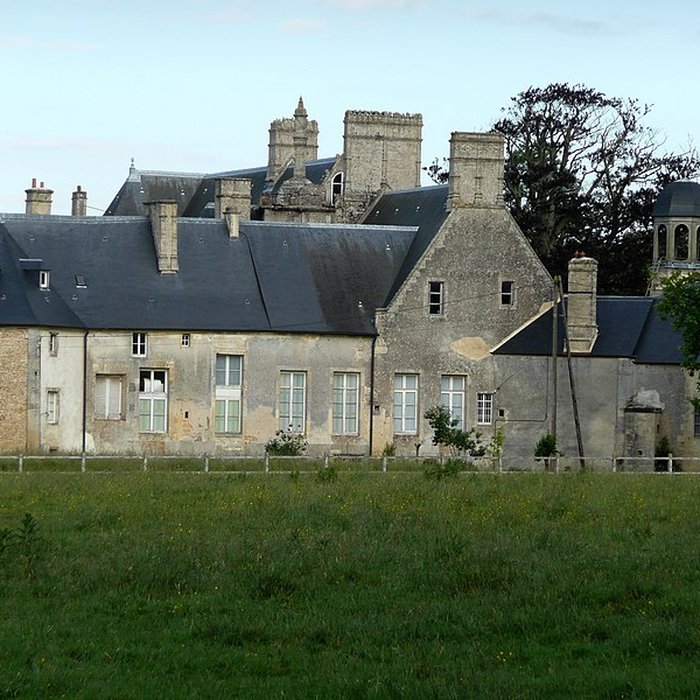 Photo de Château et ses dépendances