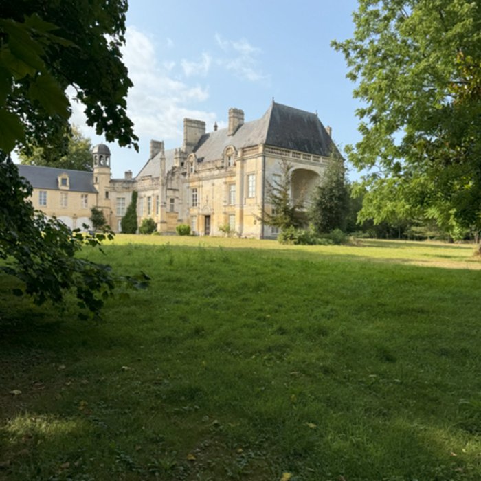Photo de Château et ses dépendances