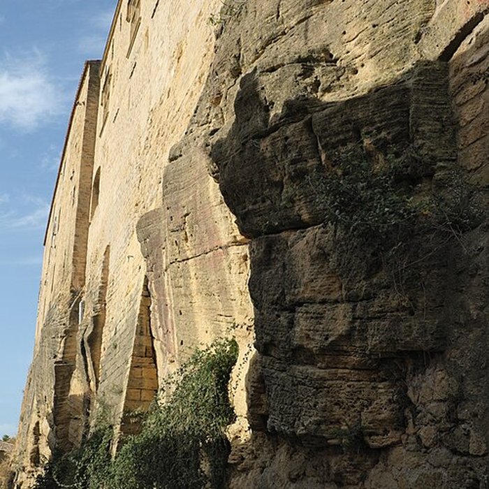 Photo de Château de lEmpéri