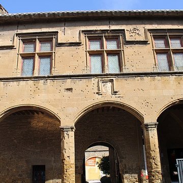 Château de lEmpéri