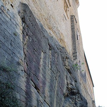 Château de lEmpéri