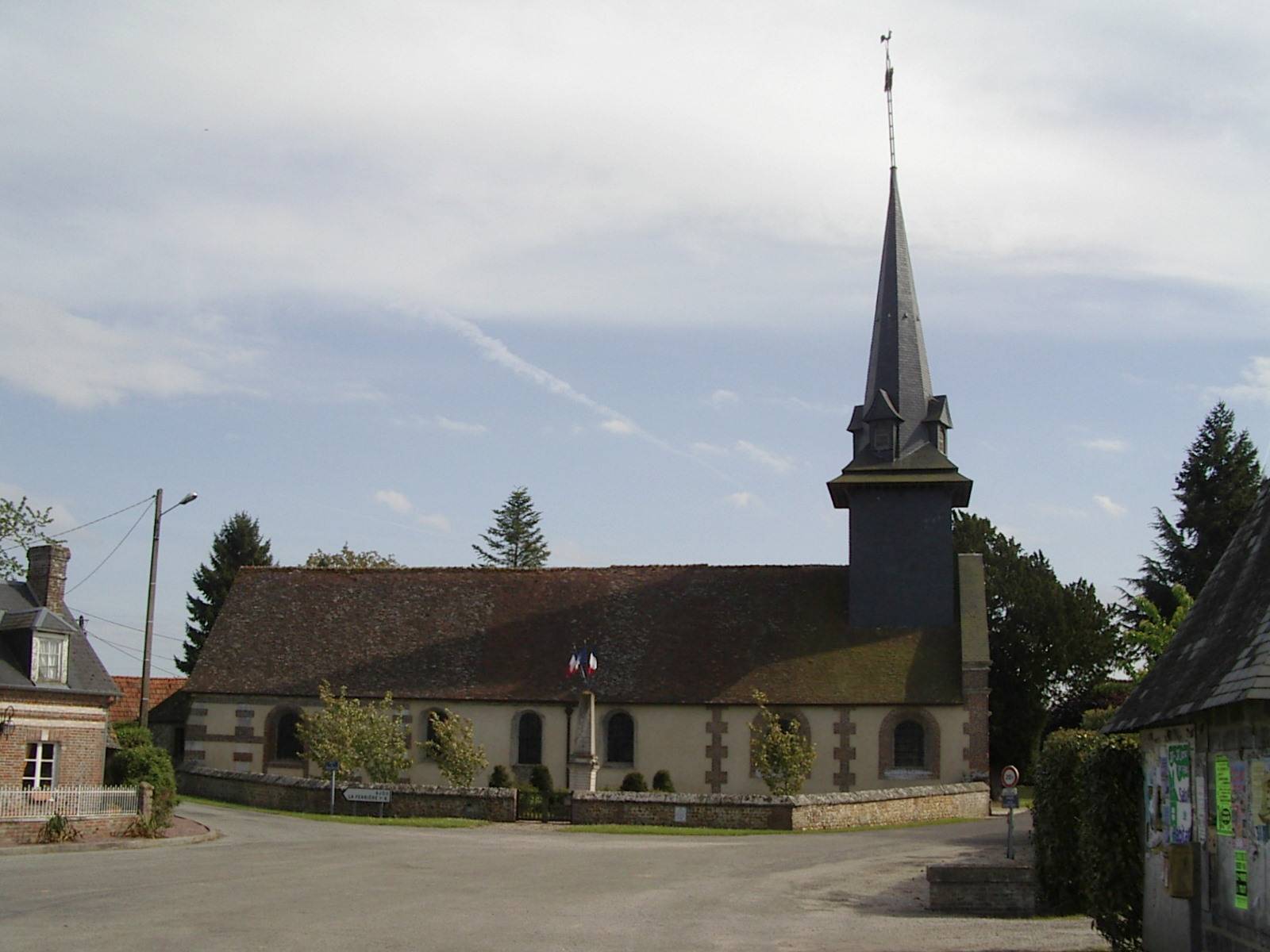 Photo de Notre-Dame du Noyer-en-Ouche 教会