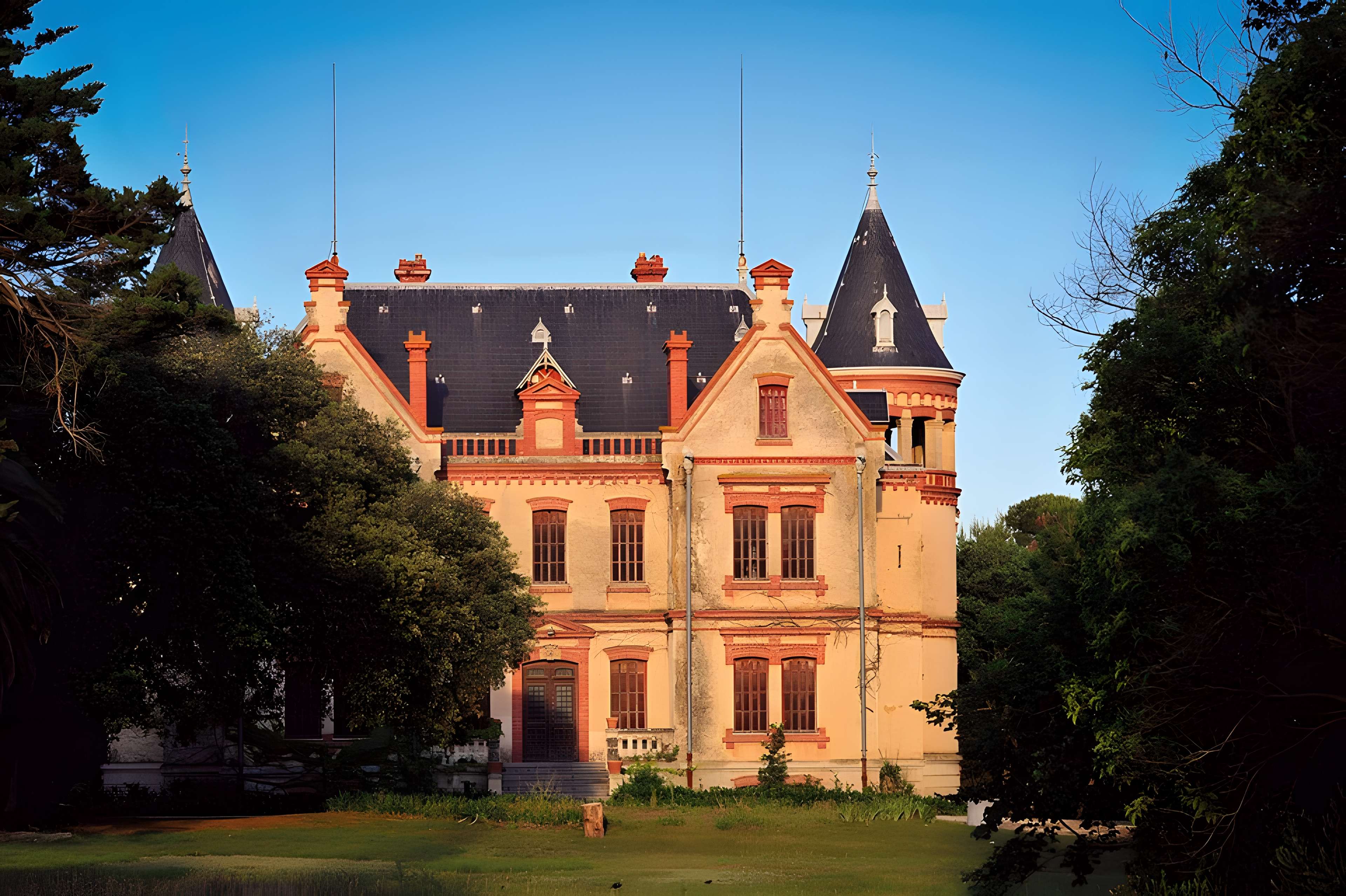Château de l'Esparrou