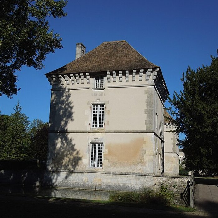 Photo de Château de Lignières à Lignières-Sonneville