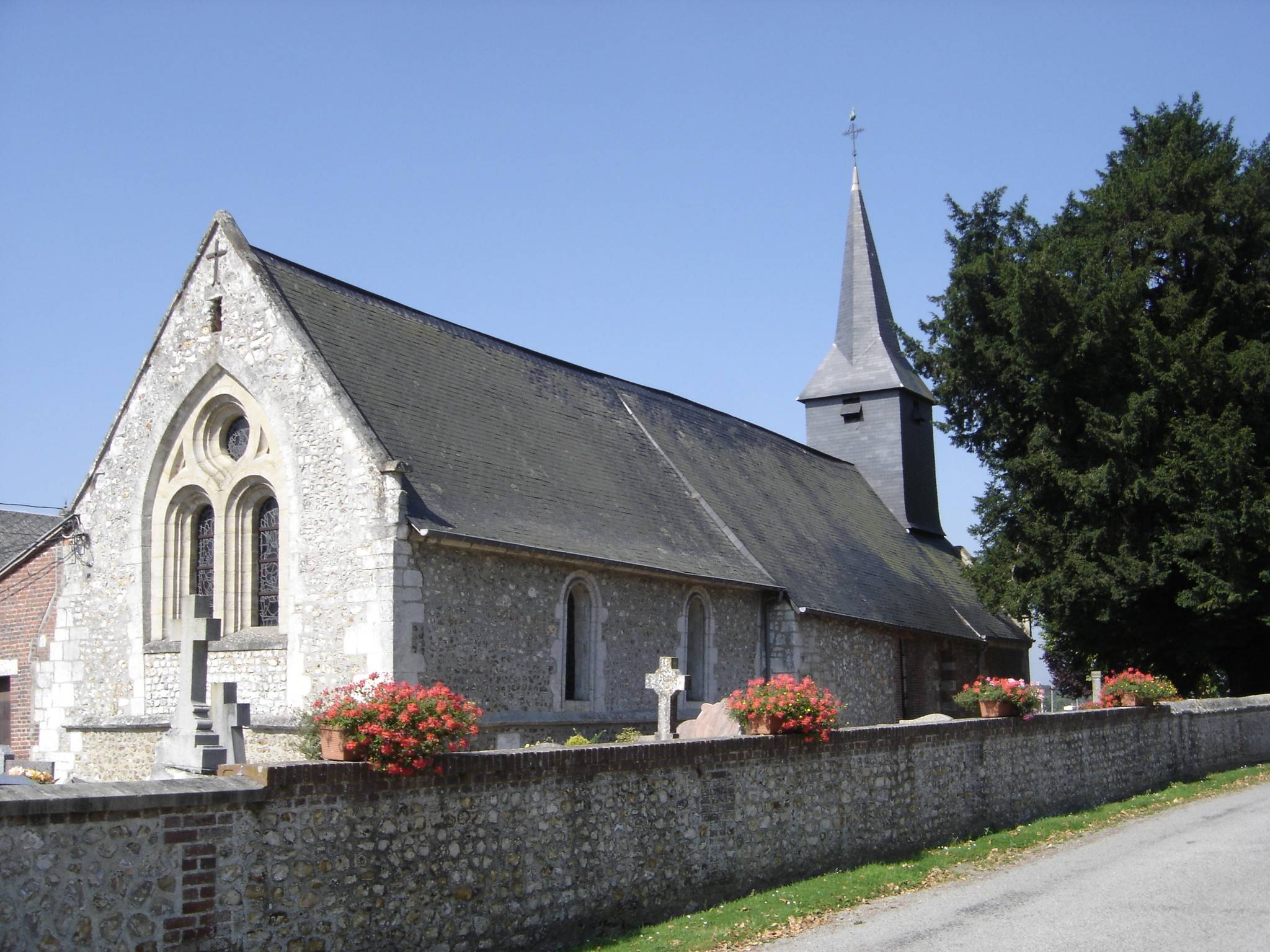 Photo de Saint-Thibaut-et-Saint-Médard Chiesa della Cour Donnet