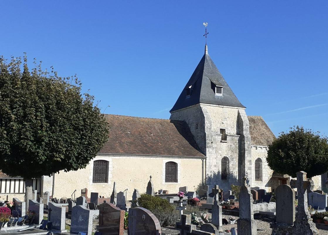 Photo de Saint-Pierre de Saint-Pierre-la-Garenne Church