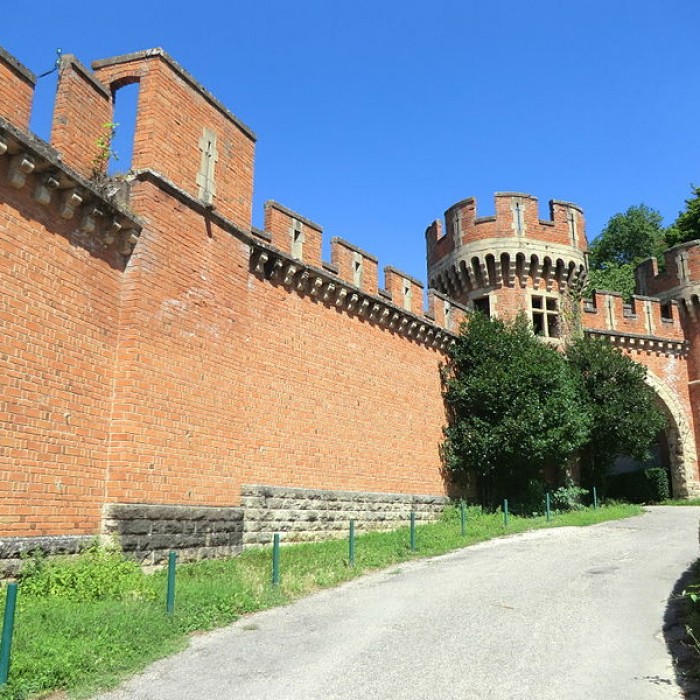 Photo de Château de Loyes