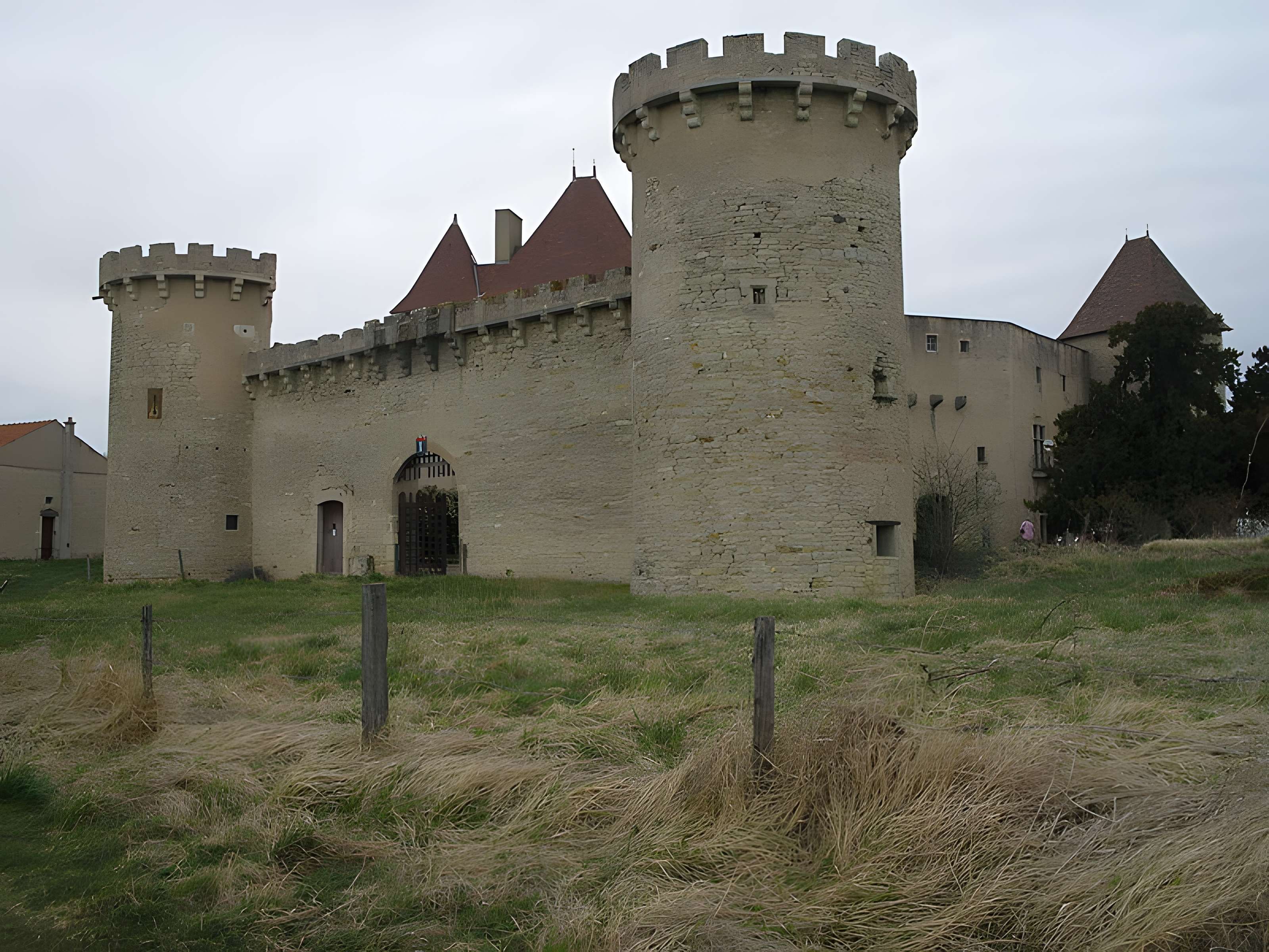 Château de La Roche à Chaptuzat