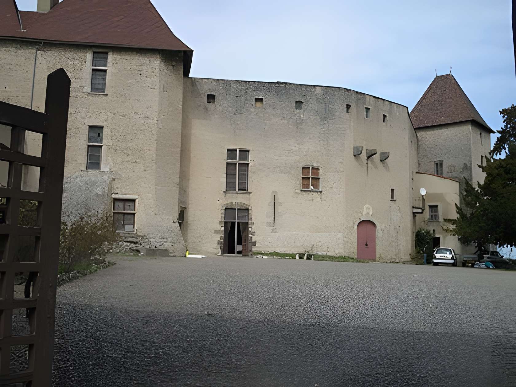 Château de La Roche à Chaptuzat 
