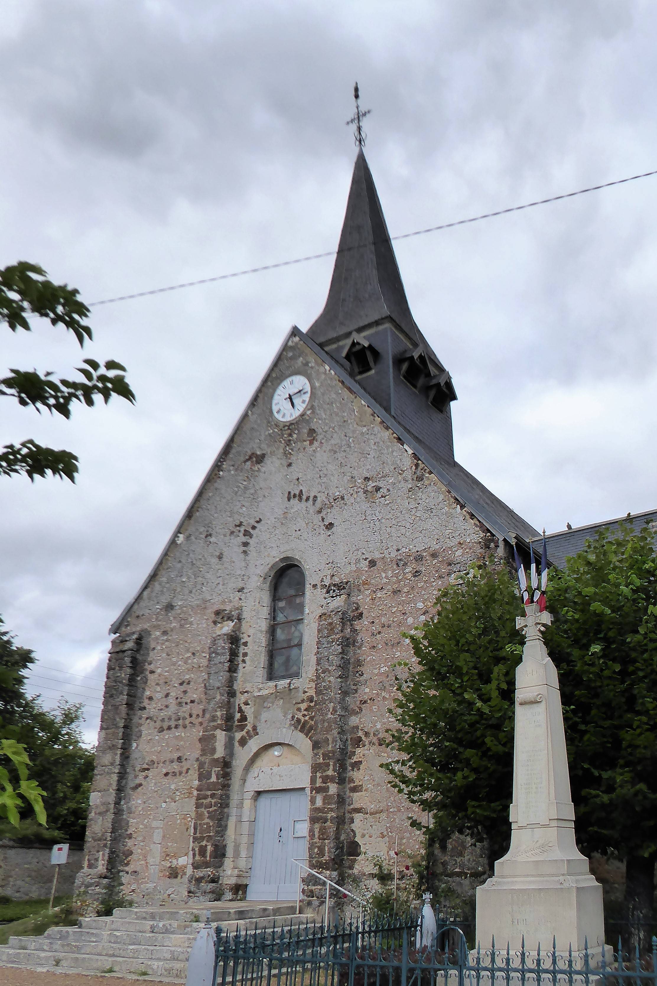 Photo de Kerk van Saint Martin de Clévilliers