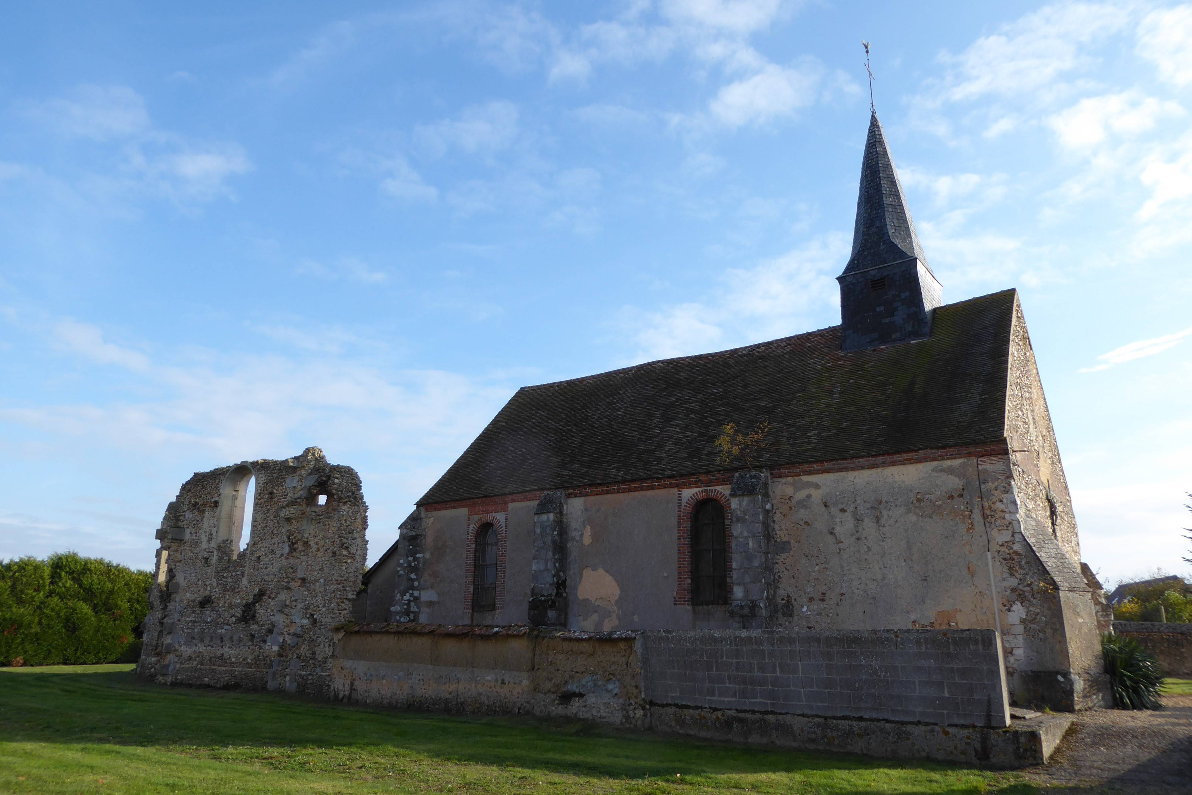 Photo de Église de la Madeleine de Puiseux