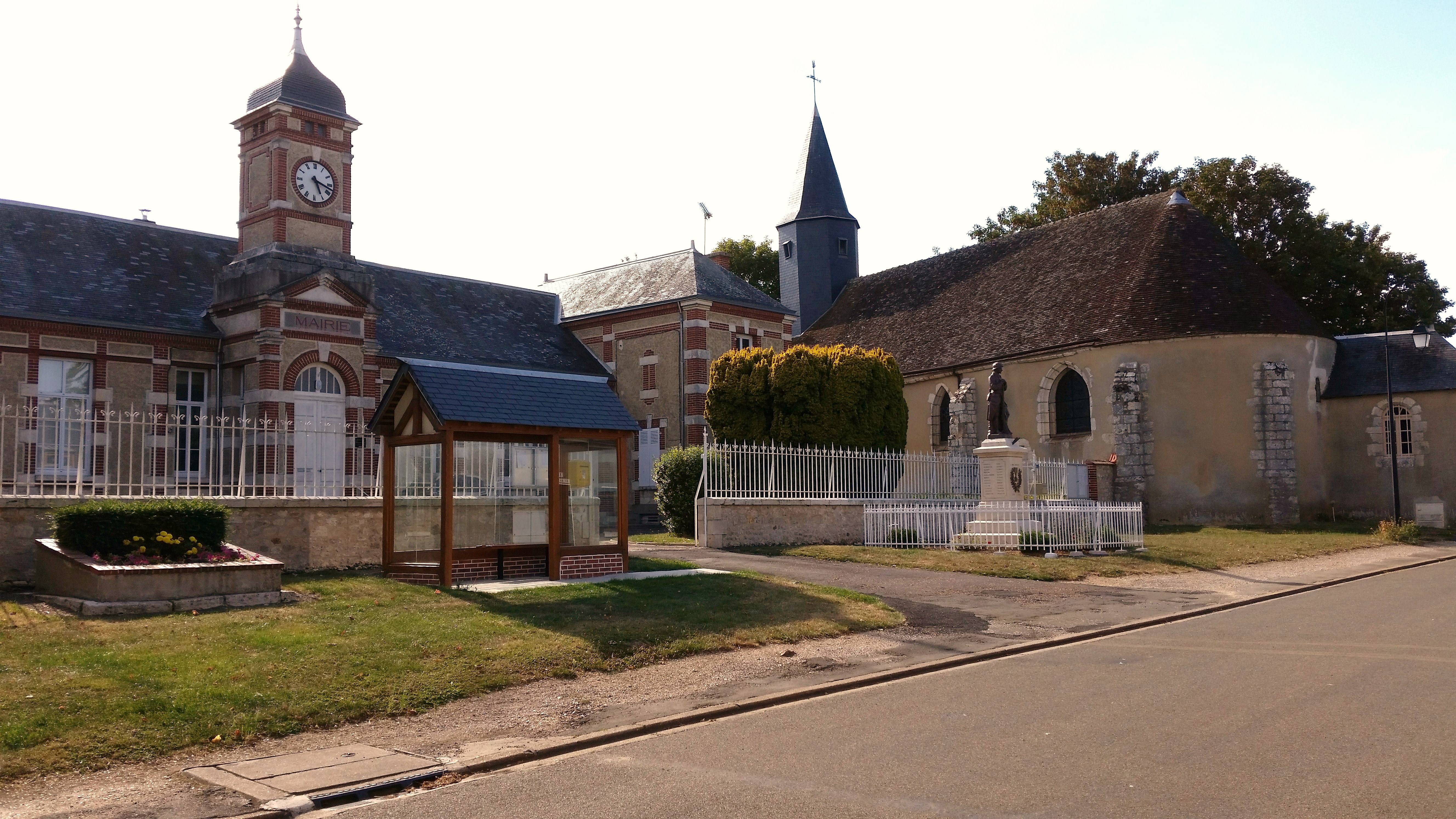 Photo de Church of Saint Martin de Civry
