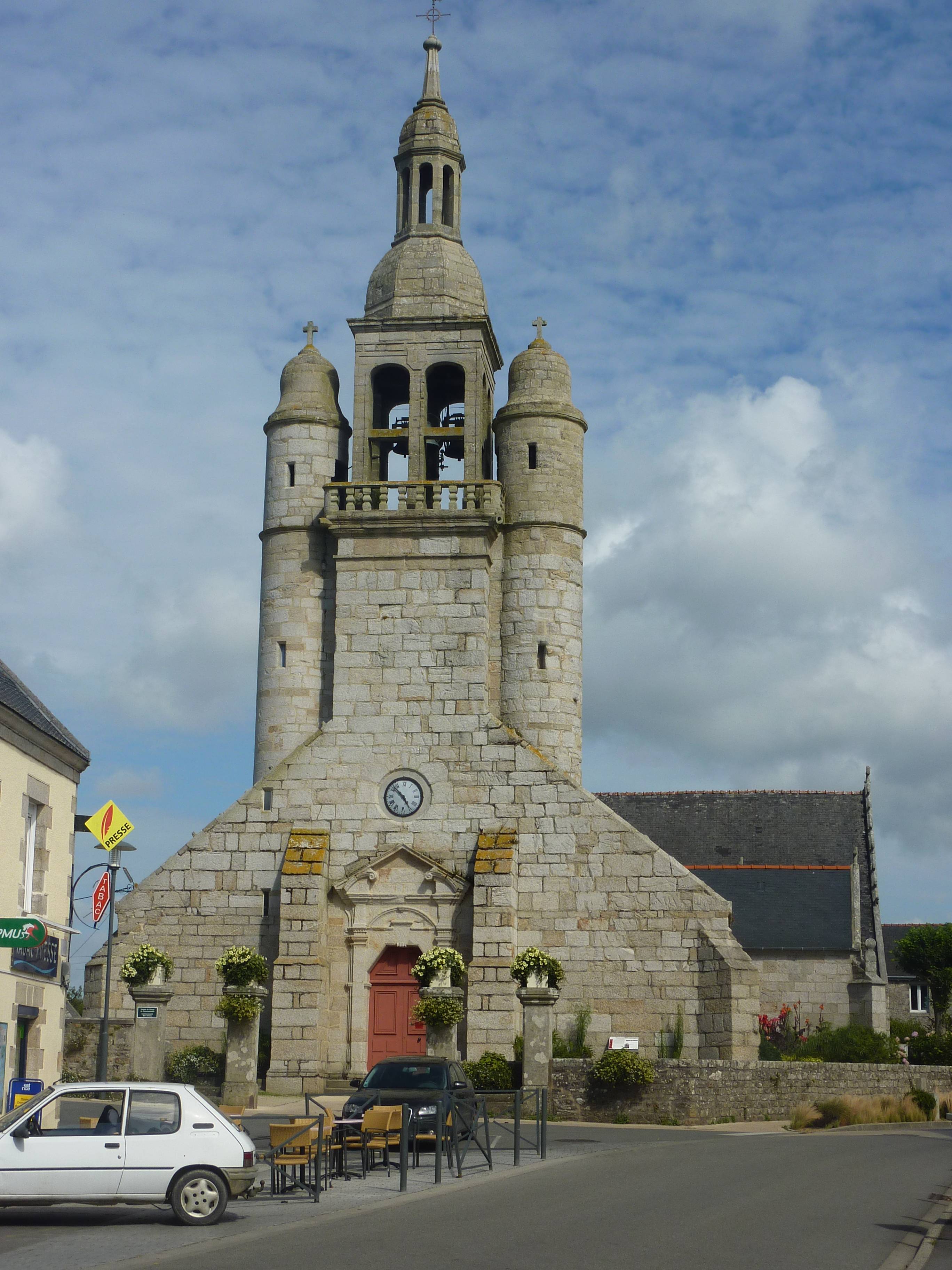 Photo de Église Saint-Tugdual de Combrit